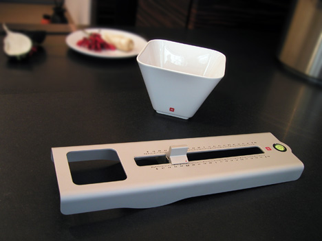 The Rocking Kitchen Scale