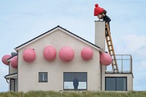 Giant bubblegum sculpture brings fun and whimsy to a Netherlands street