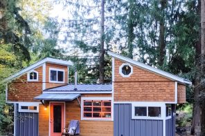 Innovative Tiny Home With Collapsible Roof Delivers Spacious Living & Ultimate Mobility